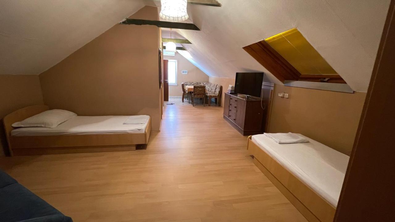Apartmani Slavonija Orebić Exterior foto